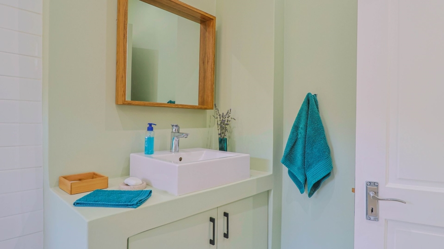 3 Bedroom Property for Sale in The Coves North West